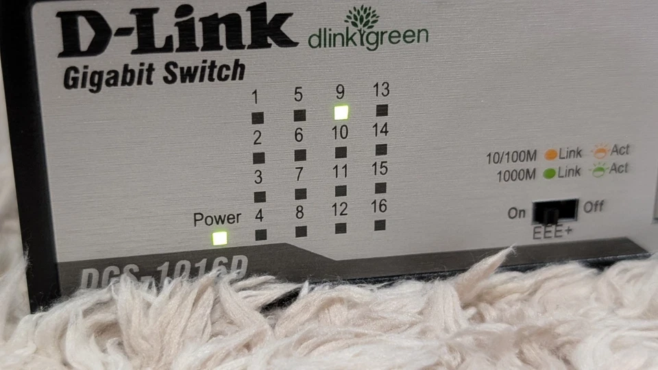 D-Link DGS-1016D 16-Port External Switch UnManaged W/ Cord Tested SMB HBB Used - Image 3 of 4