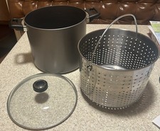 Anolon Anodized 8 qt. Dome Lid Stock Pot with multifunction insert EUC