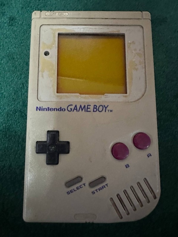 Vintage Nintendo Game Boy Handheld Console Non Working Condition