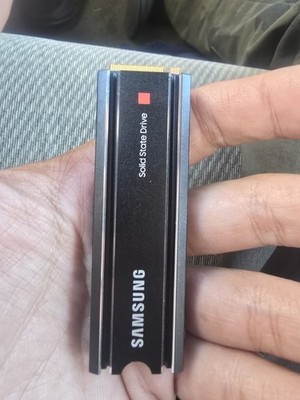 Samsung 980 PRO 2TB NVMe Internal SSD with Heatsink - Black (MZ-V8P2T0CW)