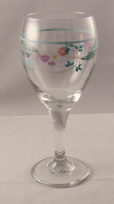 Pfaltzgraff APRIL 12 Oz. Glas Kelch Mit Fehler