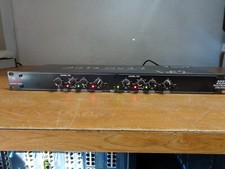 DBX Stereo 2-Way/Mono 3-Way Crossover Rack Mountable 223XL DBX223XLV