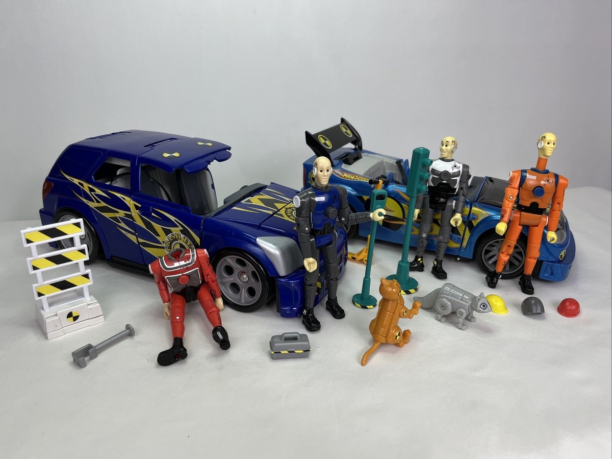 2003 Hot Wheels Crash Test Dummies car Prototype Blue SUV & figure