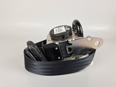 びるこ Nissan Juke F15 216 Front Right Seatbelt Seat Belt