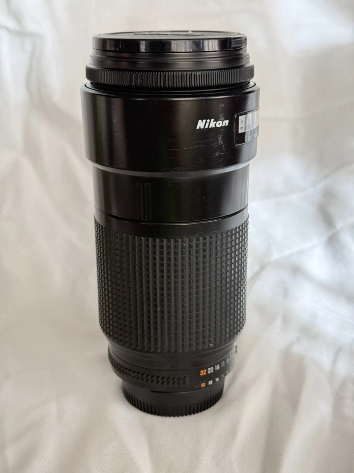 Teleobjetivo zoom Nikon 70-210 mm fijo f/4 AF, excelente estado Foto 4 de 4