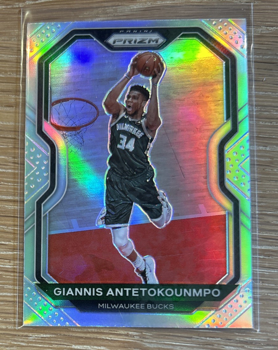 2020-21 Panini Prizm Giannis Antetokounmpo Silver Prizm #111 Milwaukee Bucks
