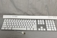 Apple A1243 MB110LL/B USB Wired Aluminum Keyboard Numeric Keypad Full Size Mac