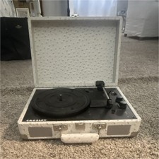 Crosley Cruiser CR8005F-WH White Turntable, 3-Speed, RCA, Aux-In, Bluetooth