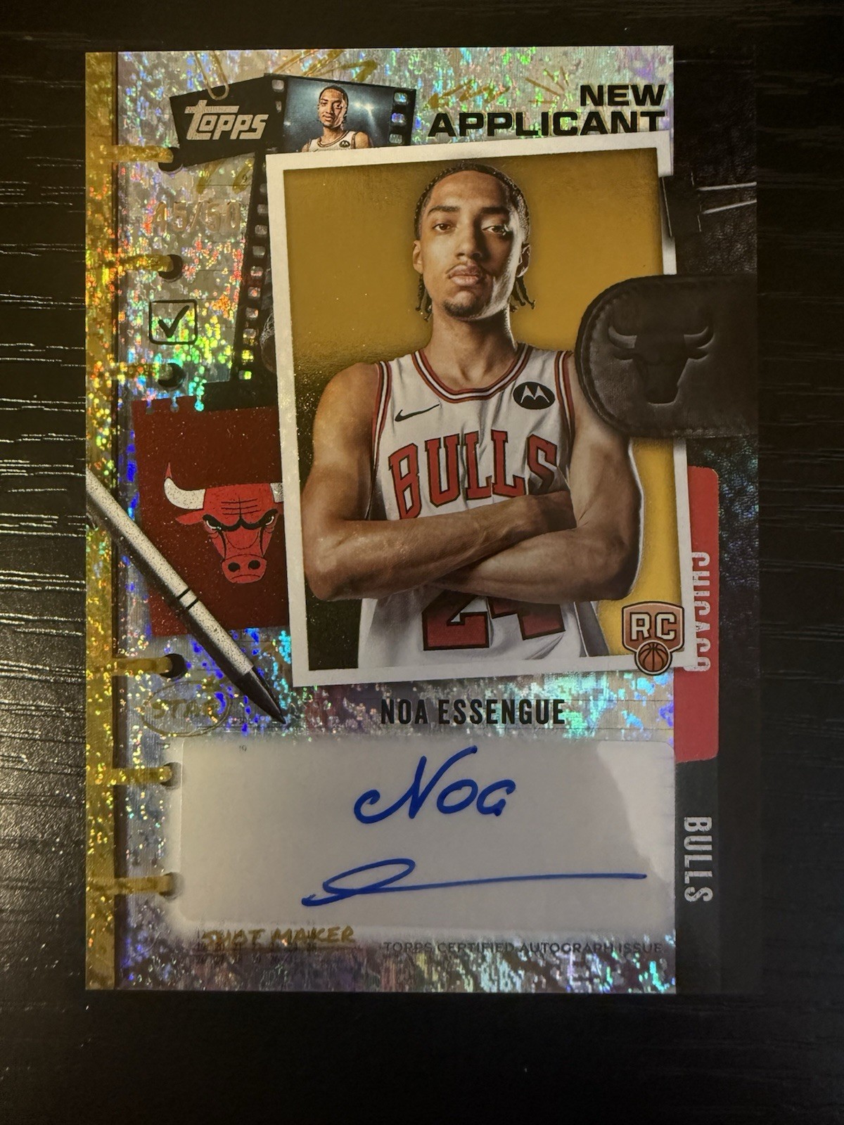 2025 Topps Noa Essengue New Applicant Gold Rookie Auto /50 Holo-Foil