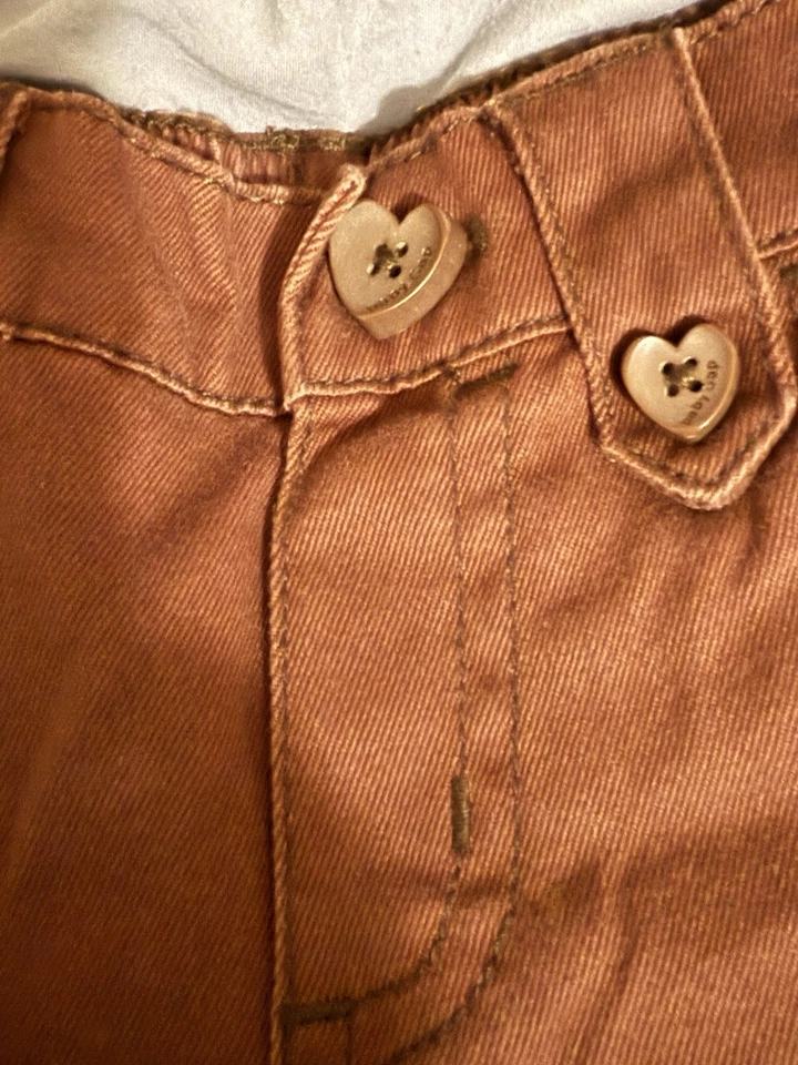 NWT BabyGap Little Girls Brown Vintage Heart Button Bootcut Pants; Size 18-24 M - Image 4 of 4