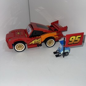 LEGO Cars 8484: Ultimate Build Lightning McQueen COMPLETE