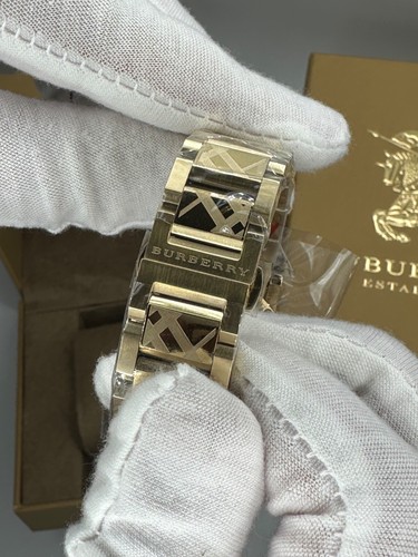 BURBERRY BU9038 Heritage Nova Check Swiss Gold 38mm Unisex Watch - Picture 10 of 11