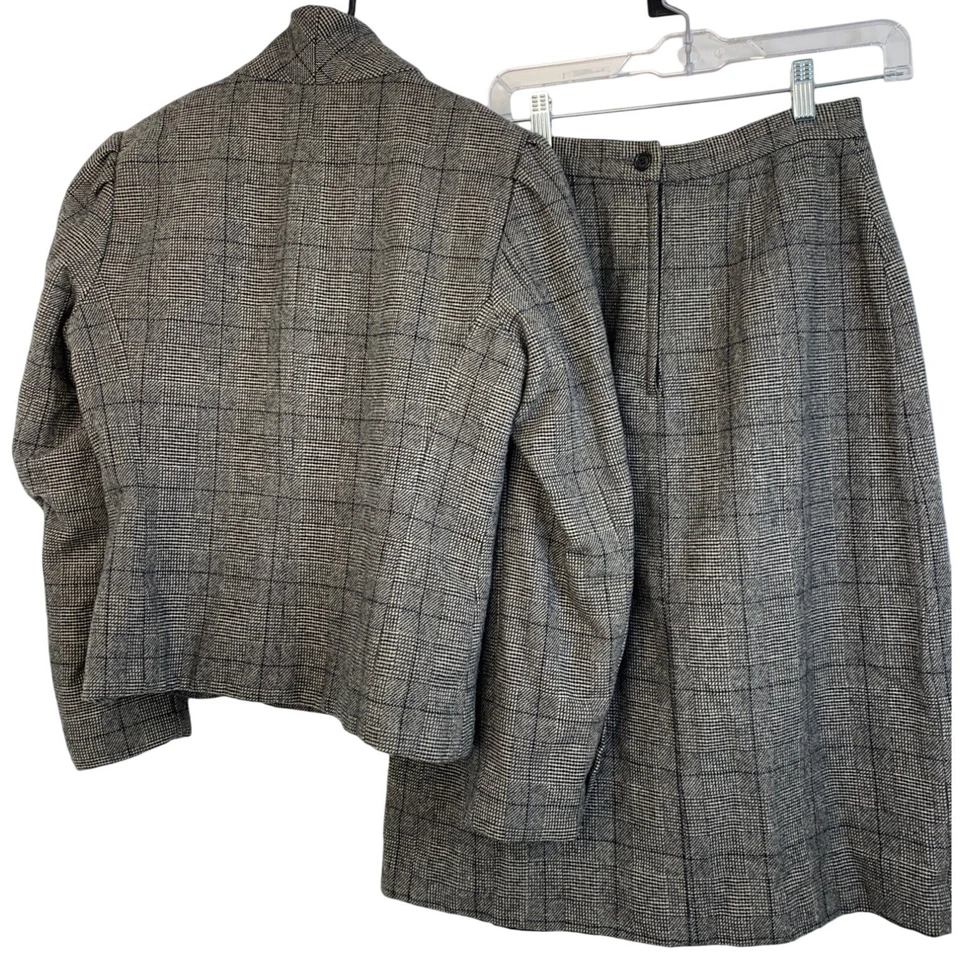 VTG 80s Wool Donnybrook 11/12 Equestrian Pleat Skirt Suit Velvet Collar 6906 - Image 4 of 4