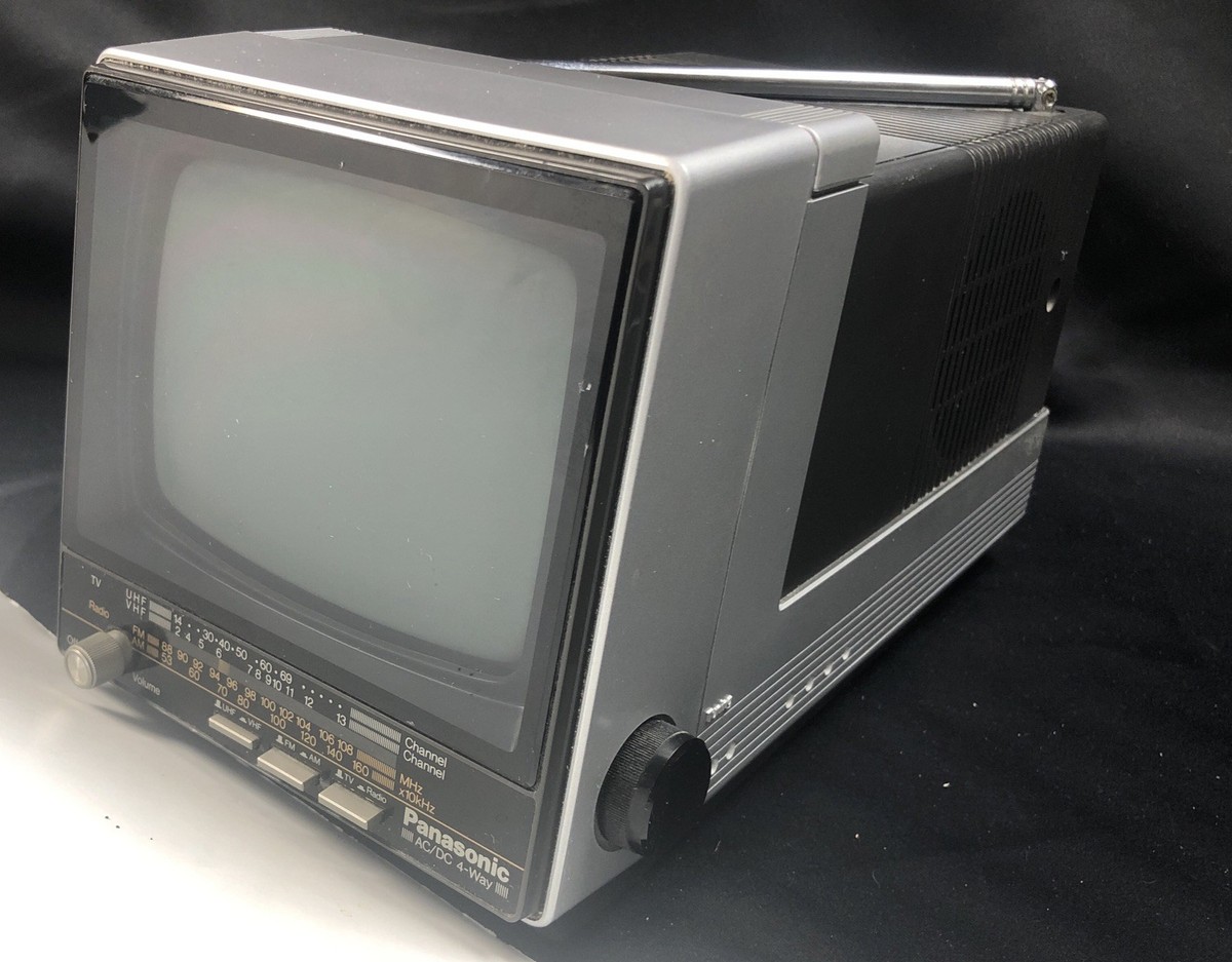 Vintage 1985 Panasonic TRH-513T Portable TV Radio 5”, Radio & TV