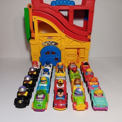 Fisher Price Little People Folding Take Along Ramp Garage & 20 Wheelies NO SOUND