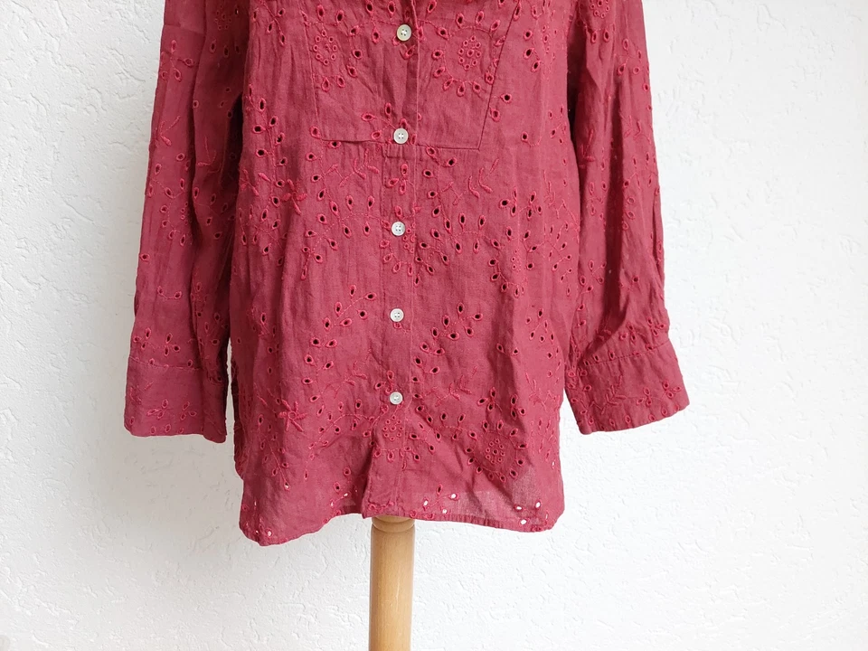 Rotes Lochmuster Stickerei Hemd Bluse von Zara, Gr. XL - Bild 4 von 4