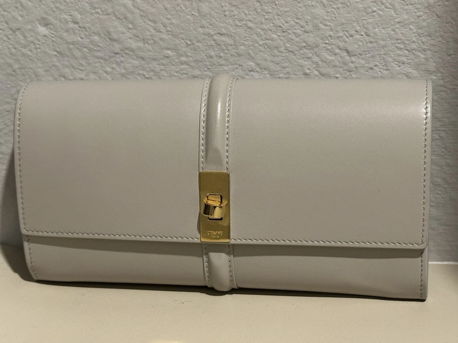 Celine — CELINE LARGE WALLET 16 IN SATINATED CALFSKIN - Light Stone - Authentic