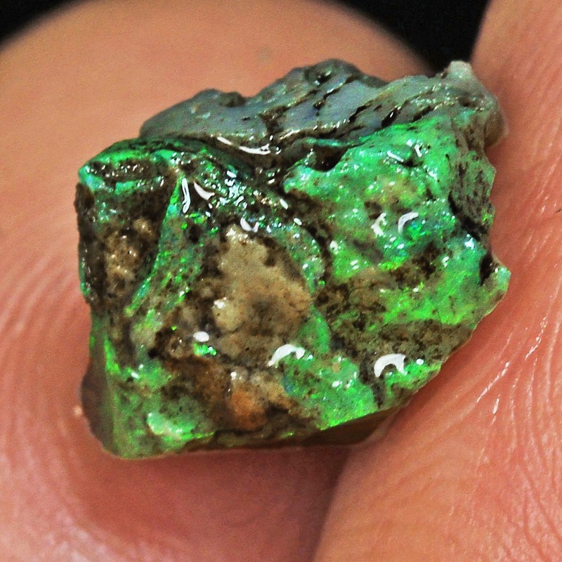 2.9Ct Natural Black Lightning Ridge Opal Facet Rough Nugget Specimen PWb7903