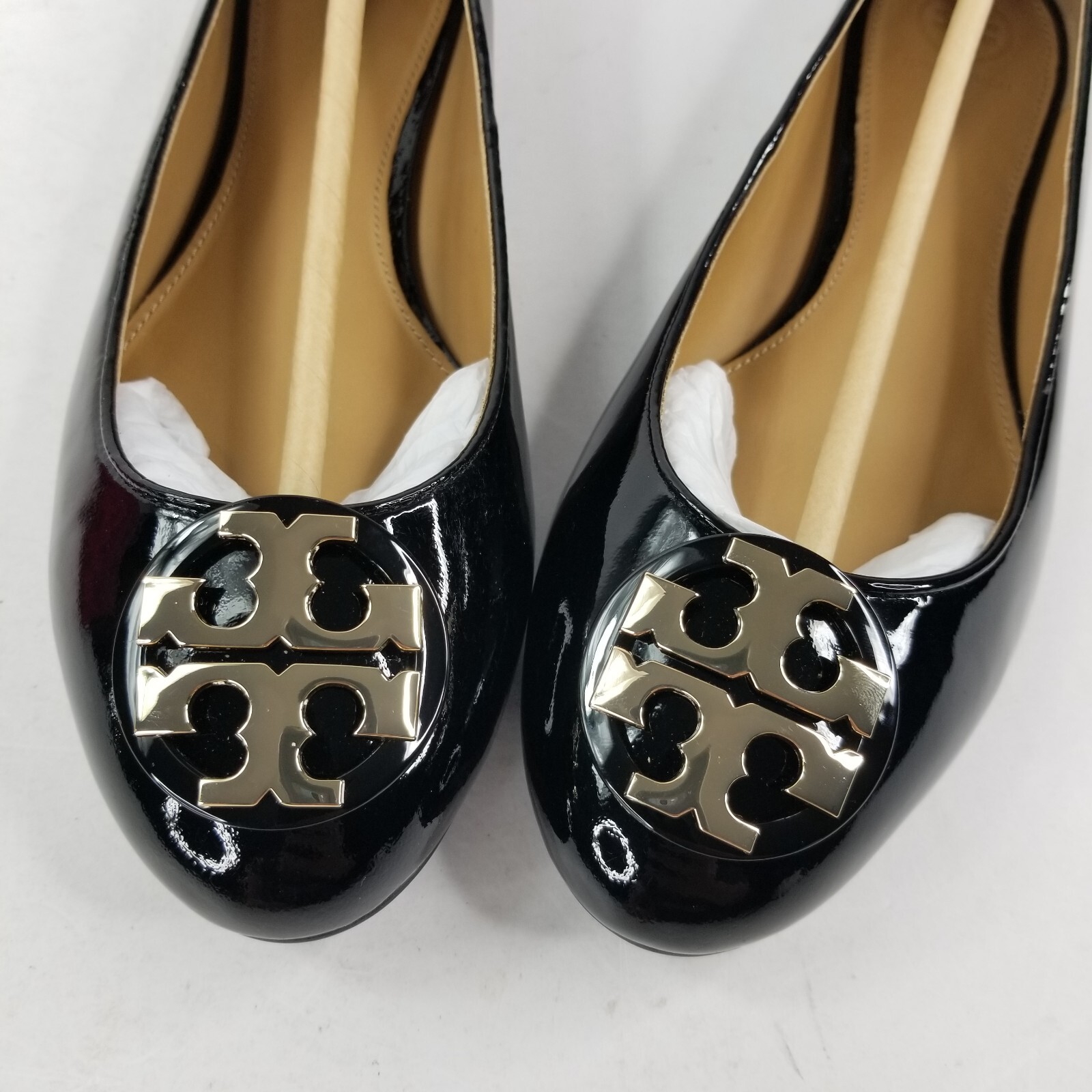 Tory Burch Claire Ballet Flat Shoes Sz 9.5 Patent Leather Black Gold Logo New thumbnail 4