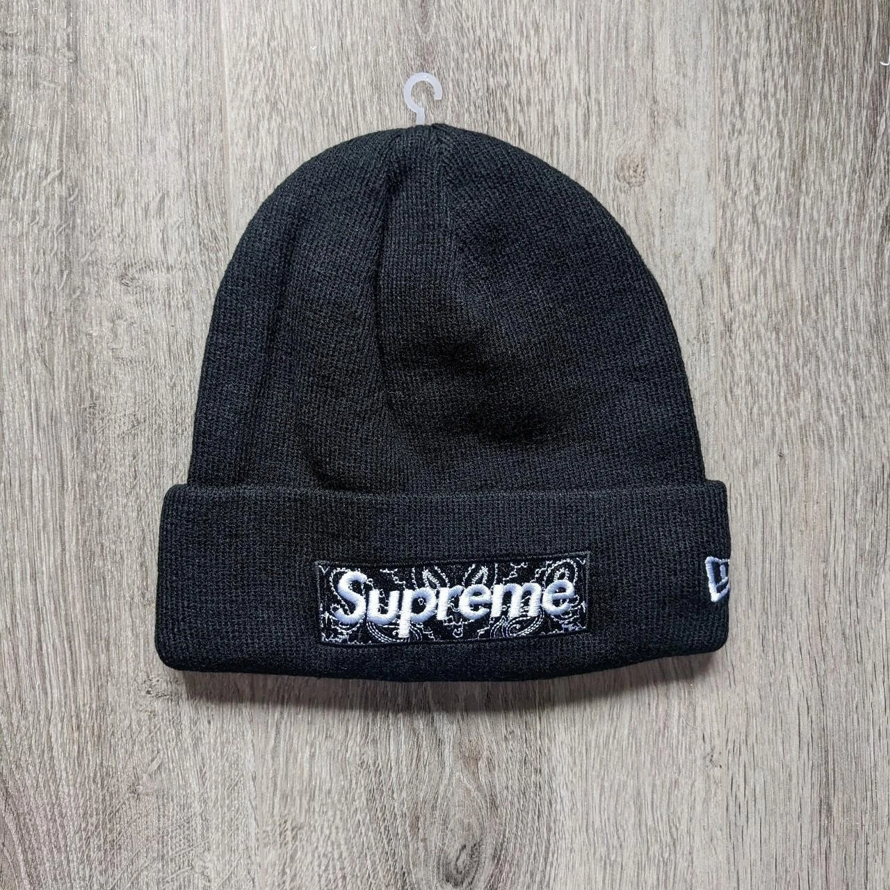 Supreme x New Era bonnet noir Neuf avec étiquettes (prix de vente)