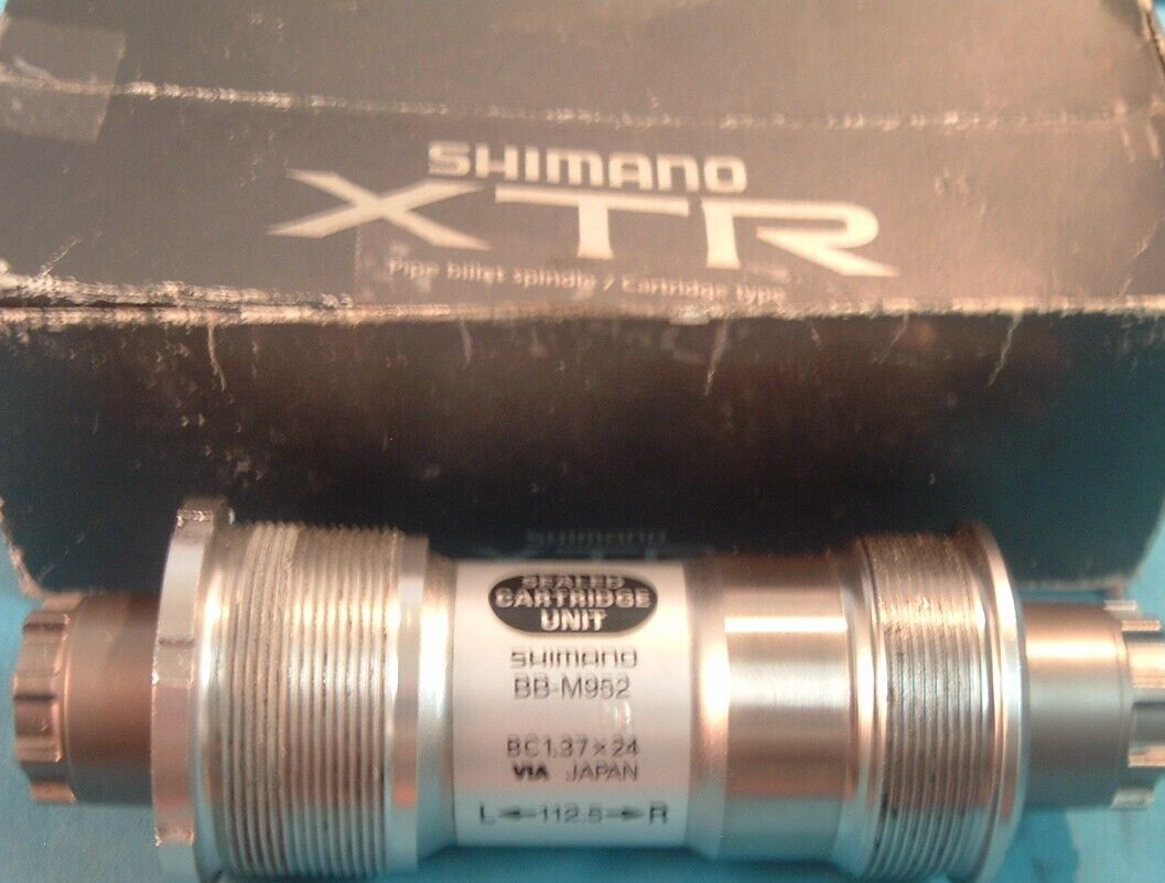 Shimano XTR BB-M952 68/73x 112.5MM MTB Bottom Bracket-NEW Shimano XTR BB-M952 68/73x 112.5MM MTB Bottom Bracket-NEW