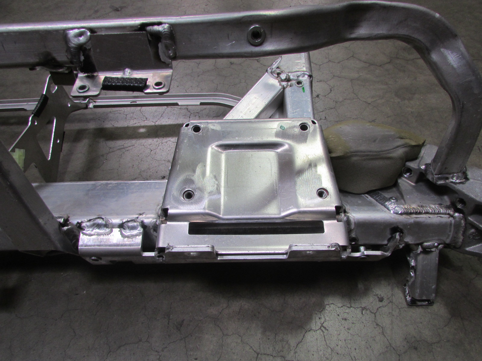 Ferrari 458 Italia, Dashboard Metal Cross Member Support, Used, P/N 81500400