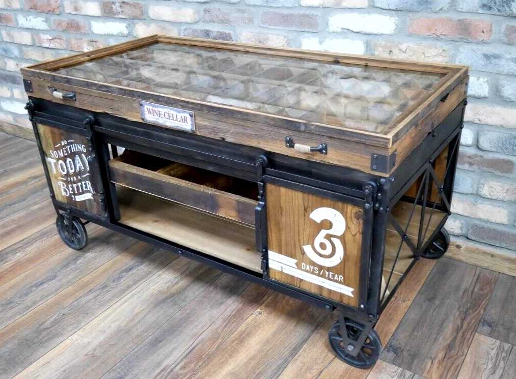 Wheel coffee table with cheap storage
