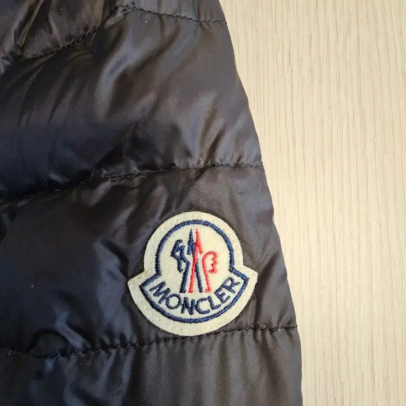 Moncler Barbel Lightweight Long Puffer Jacket Black 55 thumbnail 10
