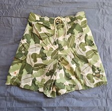 Disney Shopping Swim Trunks Mens Medium Green Camo Mickey Mouse Cargo Mesh Lined