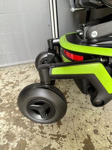 New Permobil F3 R-net Corpus With Power Tilt , Recline, Leg, 0 mile - Picture 9 of 15