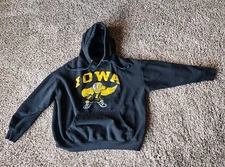 Heavy Cotton Blend Iowa Hawkeyes Wrestling Hoodie XXL RockwoOd BandwagOn USA