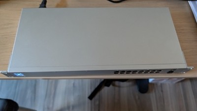 Ubiquiti UniFi Switch USW-16-POE 16-Port Gigabit-Layer-2-Switch