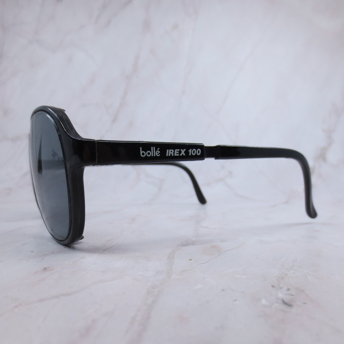 Bolle IREX 100 Aviator Sunglasses Mens Black Frame Vintage Style