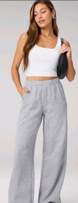 NWT Fabletics Cozy Fleece Wide Leg Sweatpants Women s XXS Classic Grey Heather