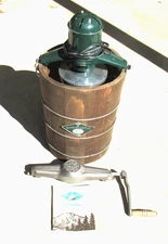 White Mountain Electric 6 Qt Ice Cream Maker With Hand Crank & Book