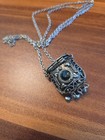 Silver Tone Vintage Locket Box Green Glass Bead Pendant 1 1/4" Necklace 32" — photo 5