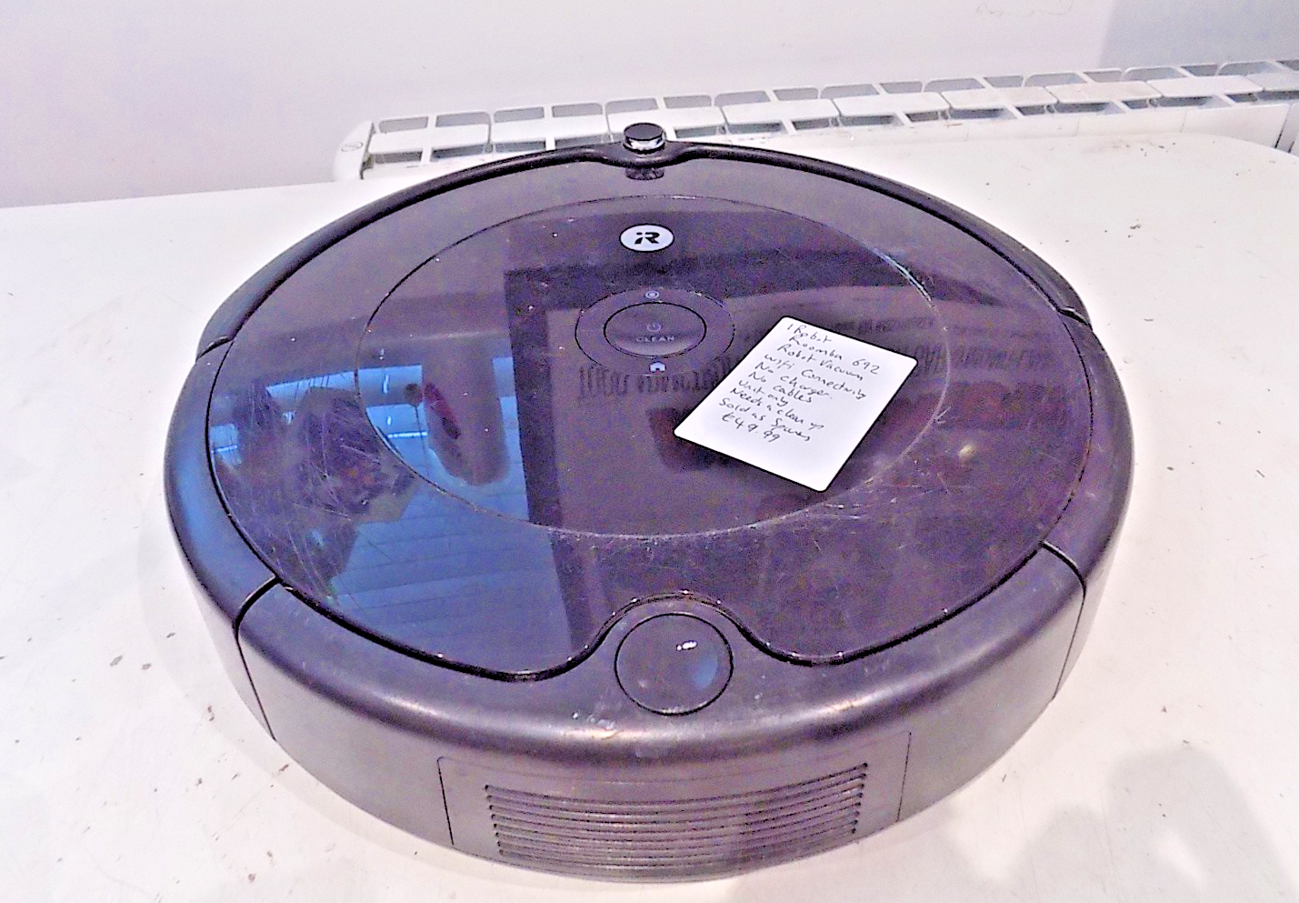 iRobot Roomba 692 Robot Vacuum