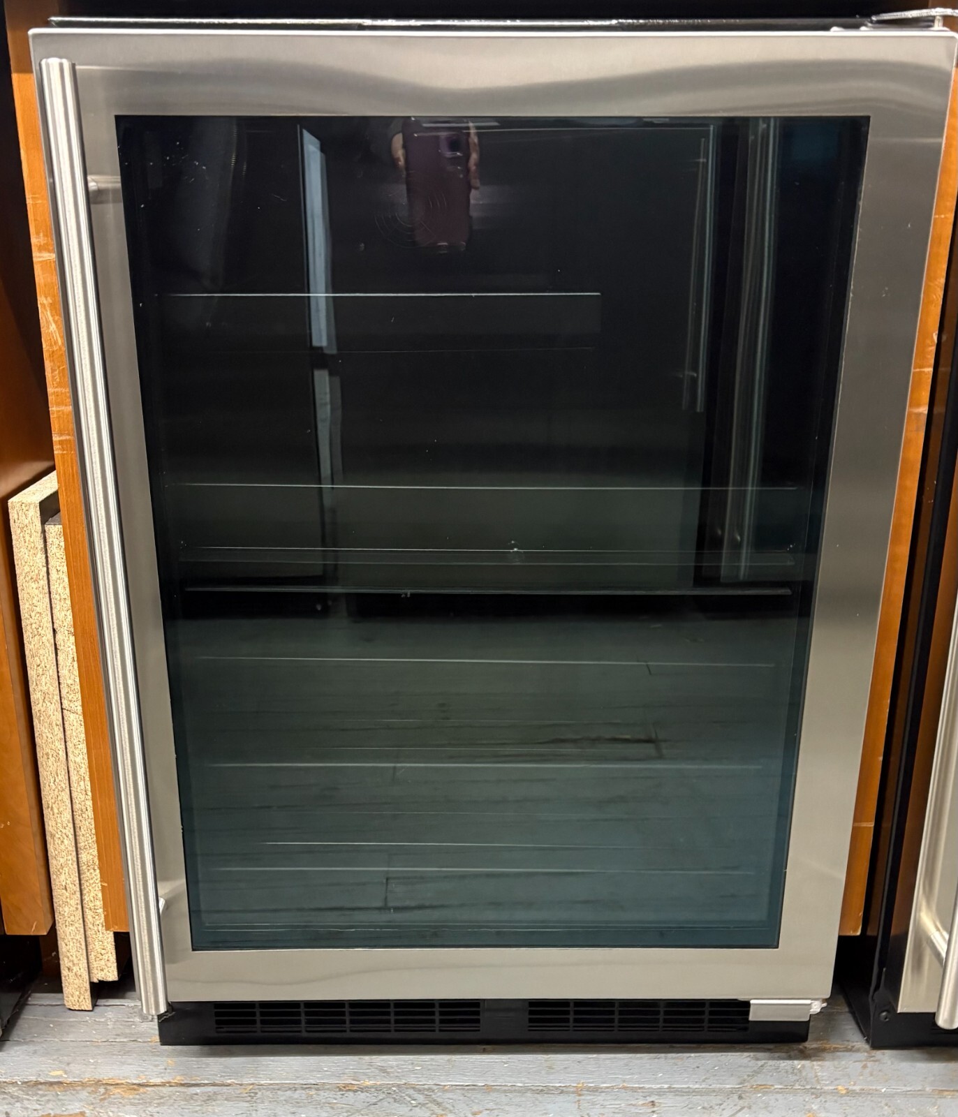 Marvel MLBD224SG01A 24 Inch Built-In Dual Zone Beverage Center