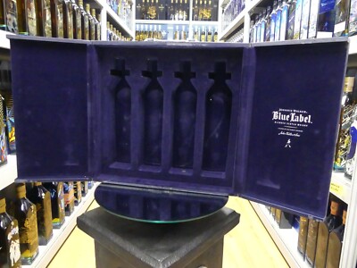 Johnnie Walker Blue Label Limited Edition Celebrating Year Ram Koffer Suitcase