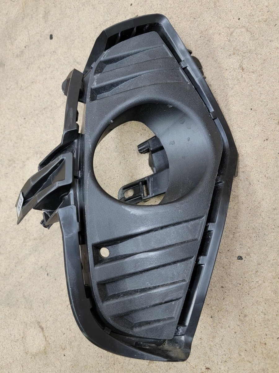 2019 2020 2021 Toyota Rav4 Front Bumper Right RH Foglight Bezel