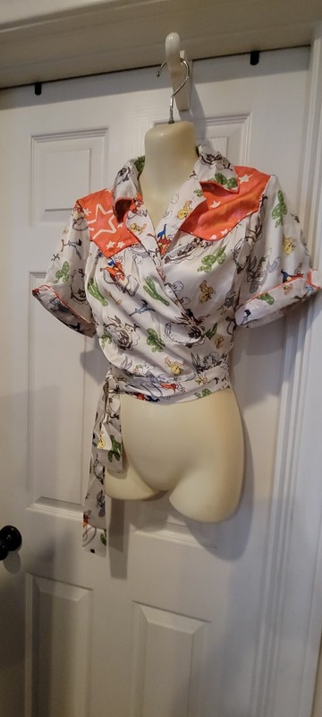 Unique Vintage Blouse,large, looney tunes, wrap top, crop, New, warner brothers 