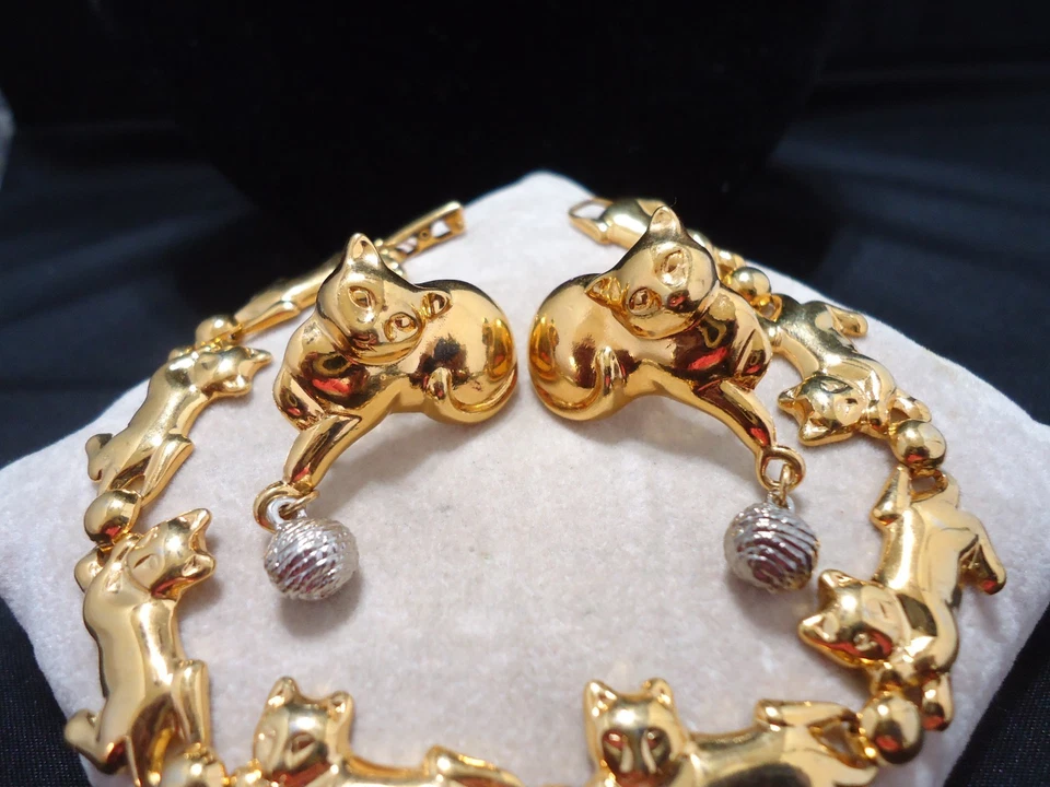Juego de pulsera y pendientes vintage de gato gatito tono dorado Foto 3 de 4