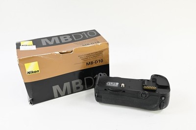 Genuine OEM Nikon MB-D10 Multi-Power Battery Pack Vertical Grip