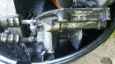 Saab 9-5 1999-2009 2.3 liter oil fiter housing and hoses used