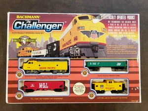 bachmann challenger train set