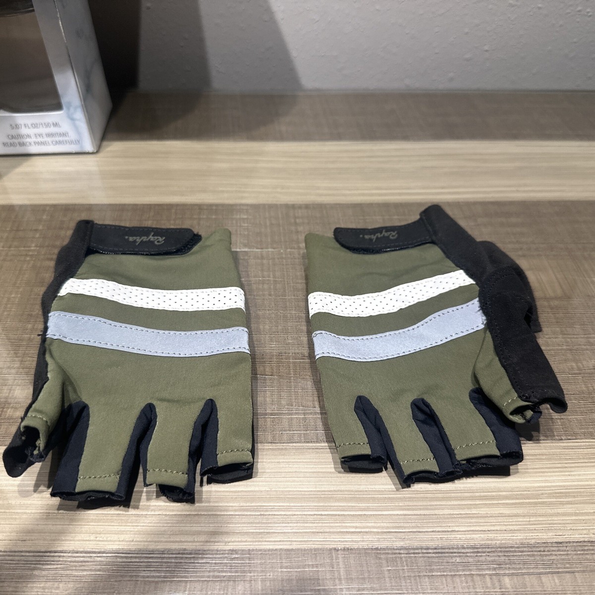 ウエア Rapha BREVET PEFLECTIVE GLOVES Dark Navy グローブ | SILBEST Cycle シルベストサイクル