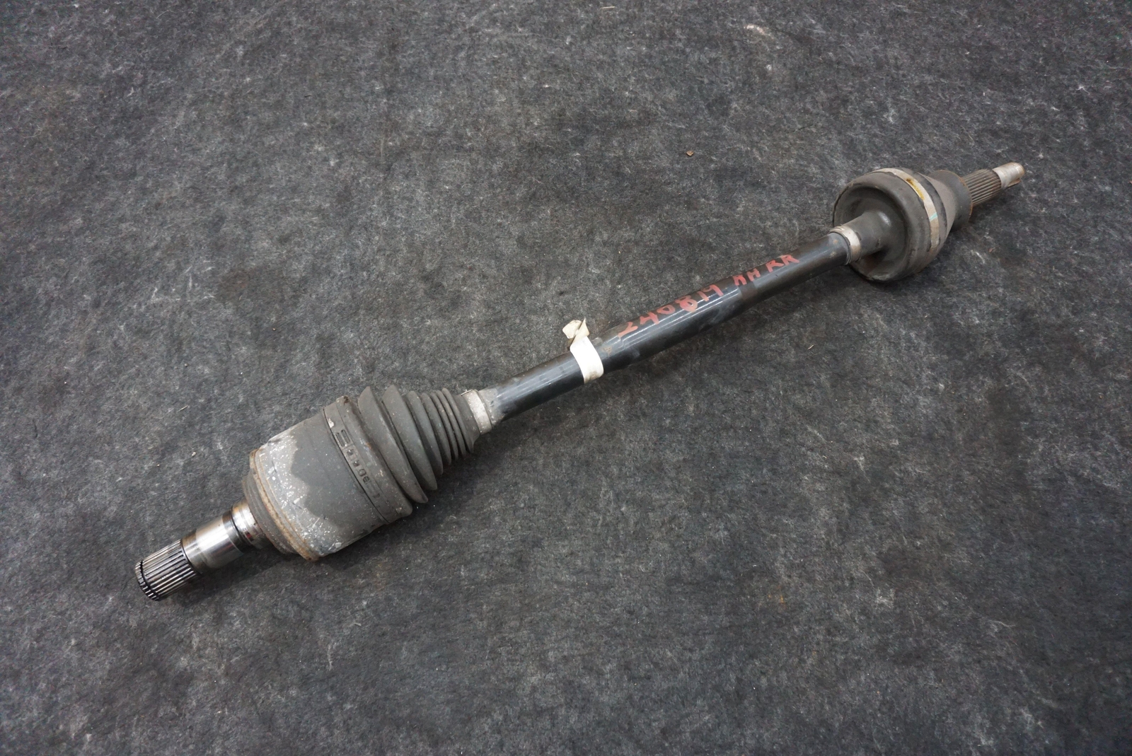 Rear Right Passenger CV Axle Shaft 670104208 Maserati Quattroporte S M156 14-17+