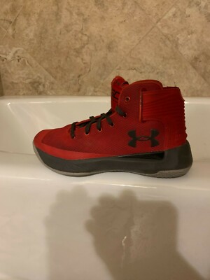  Steph Curry Under Armour Basketball Shoe | SC 3 Zero | Red | Slightly used.