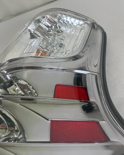 2014-2023 Lexus GX460 RH Passenger Side Outer Tail Light Assembly: 2019 GX460 - Picture 4 of 12