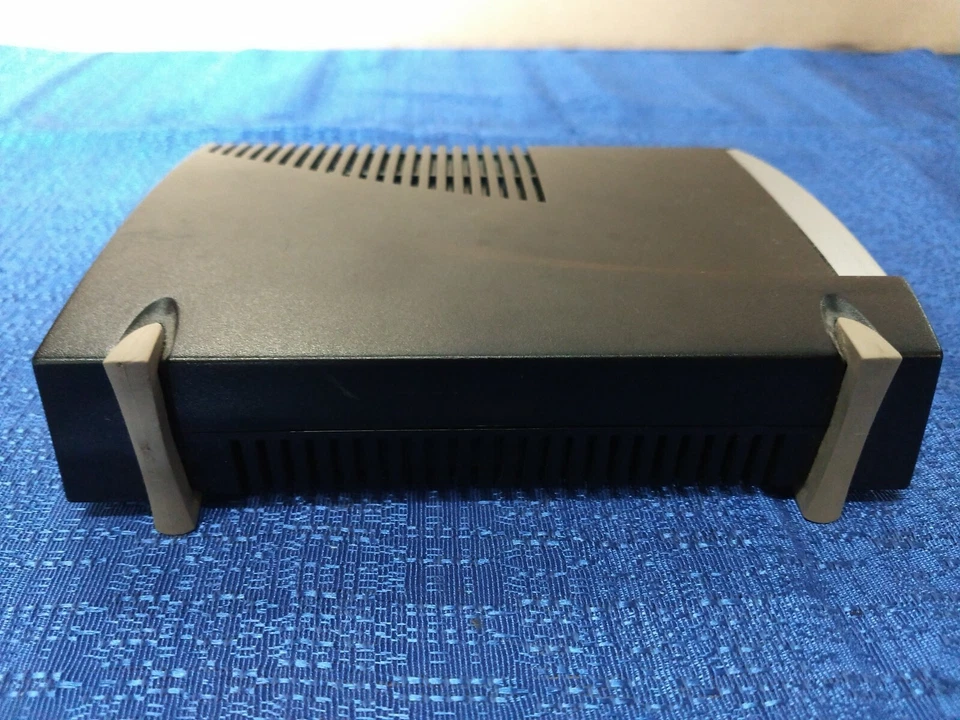 Efficient Networks SpeedStream 5260 DSL Modem - Image 3 of 4